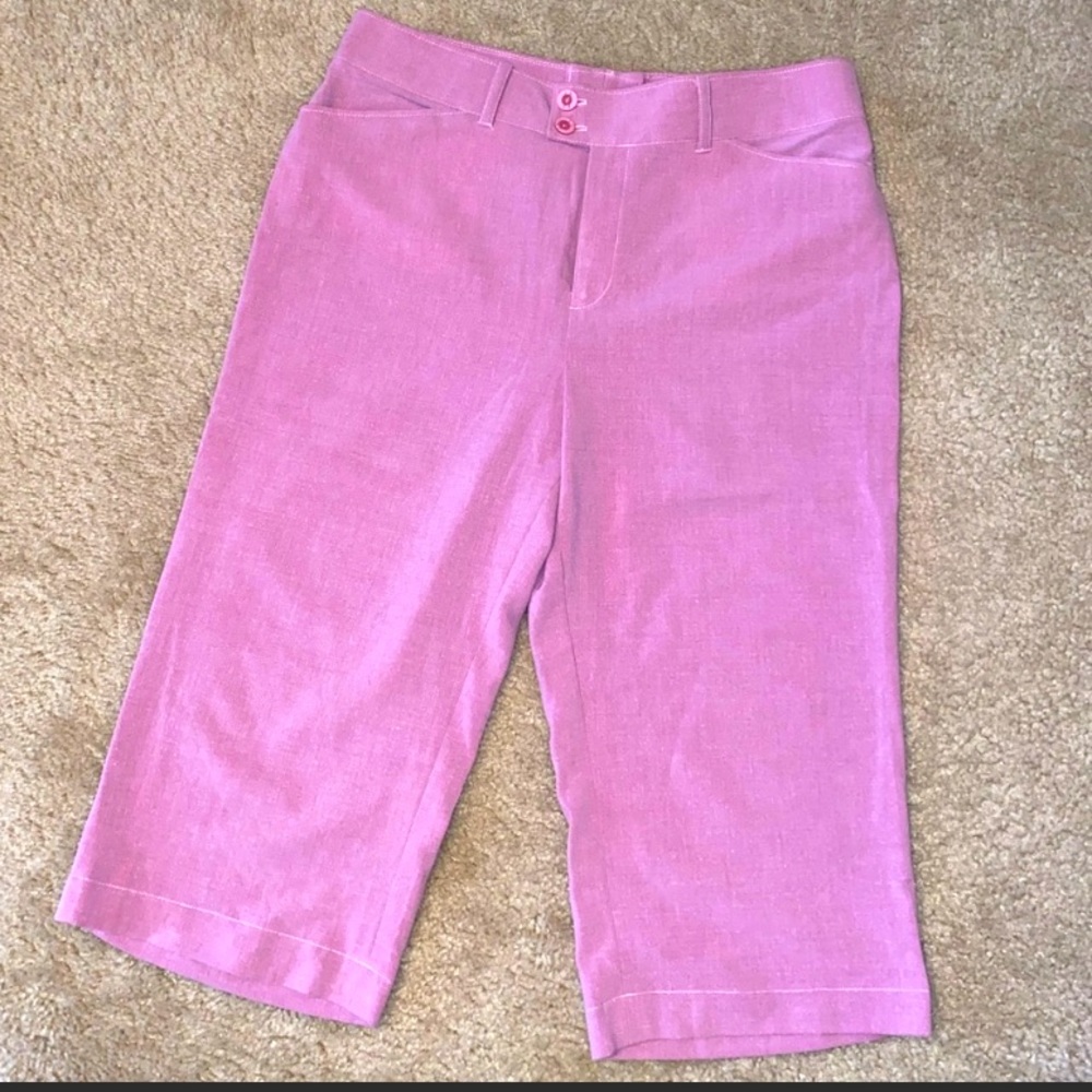 🌸NWOT LOFT Capris/ Crops🌸